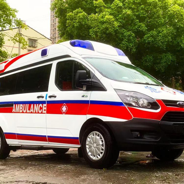 玉龙重症监护救护车出租护送返乡