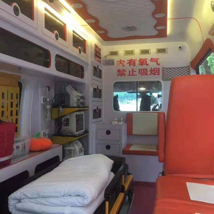 玉龙癌症租赁救护车转运:为生命护航的科技与人文关怀