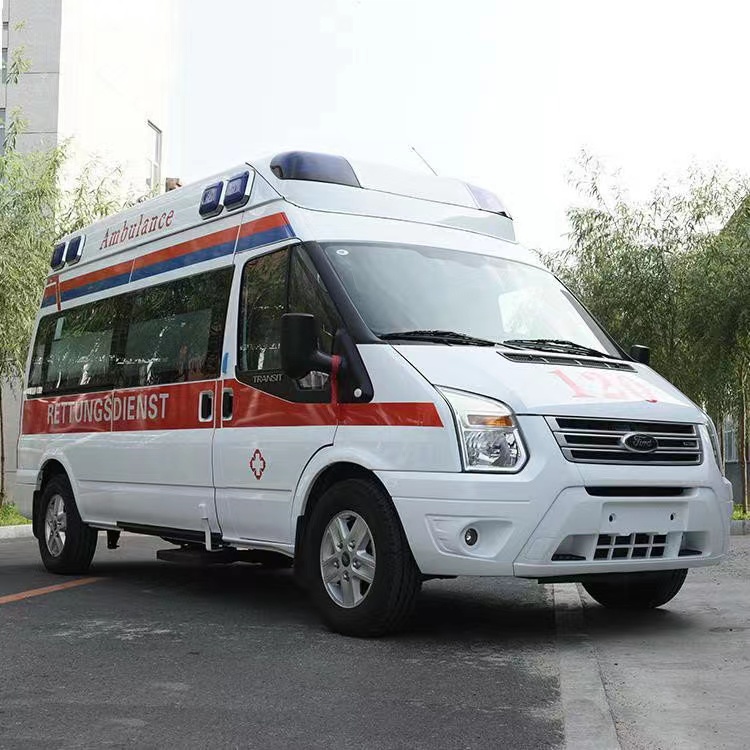 玉龙行动不便者长途救护车租赁：安全转运的核心注意事项​