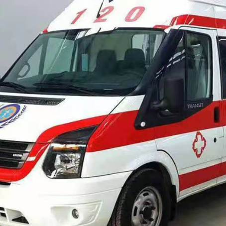 玉龙非急救护送病人转院租赁救护车的优缺点对比